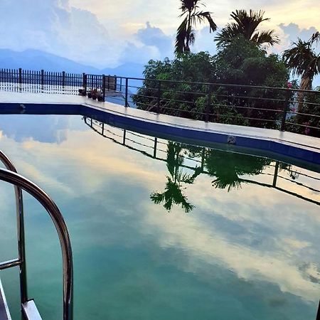 Serenity Valley Ambuluwawa Resort 康提 外观 照片