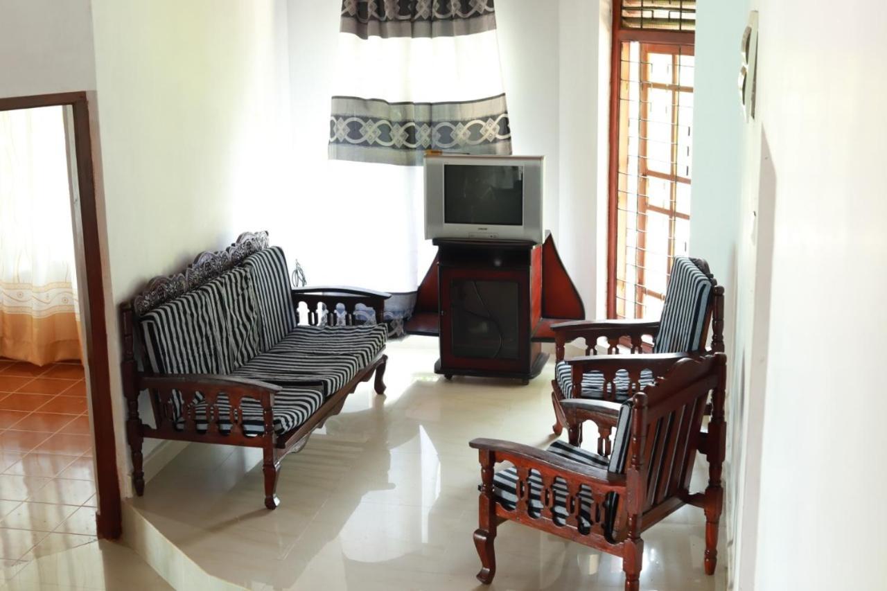 Serenity Valley Ambuluwawa Resort 康提 外观 照片